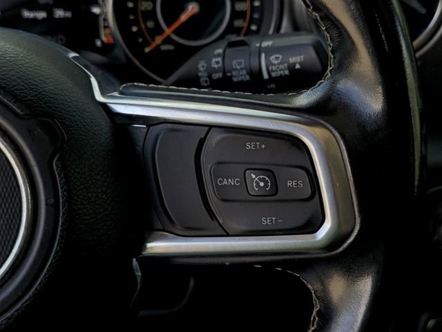 Used 2020 Jeep Wrangler Unlimited Sahara image 13