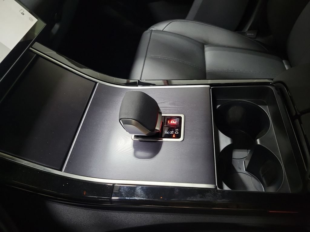 New 2026 Land Rover Range Rover Velar Dynamic SE AWD/4WD image 20