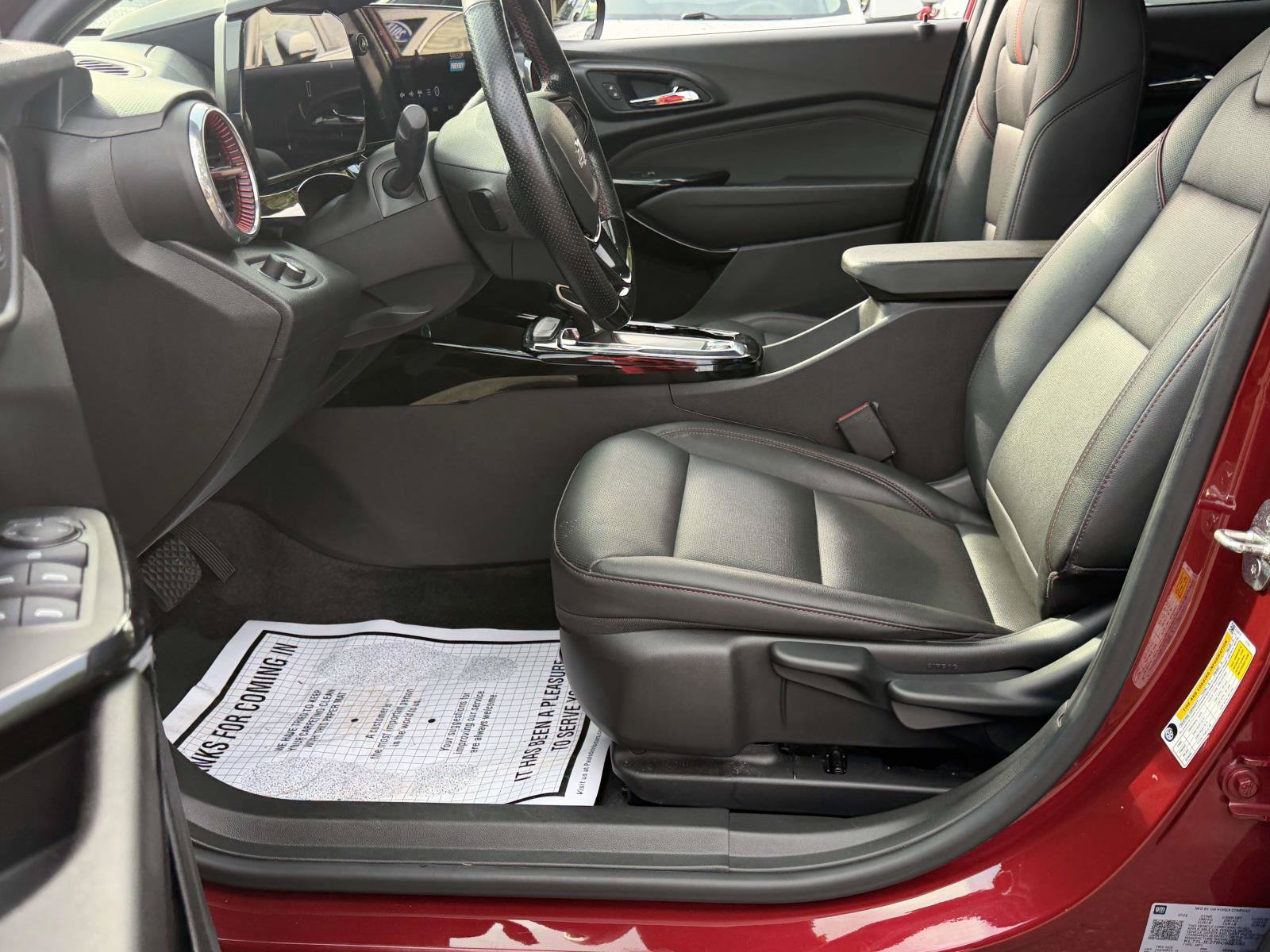 Used 2024 Chevrolet Trax RS w/ Driver Confidence Package FWD image 9