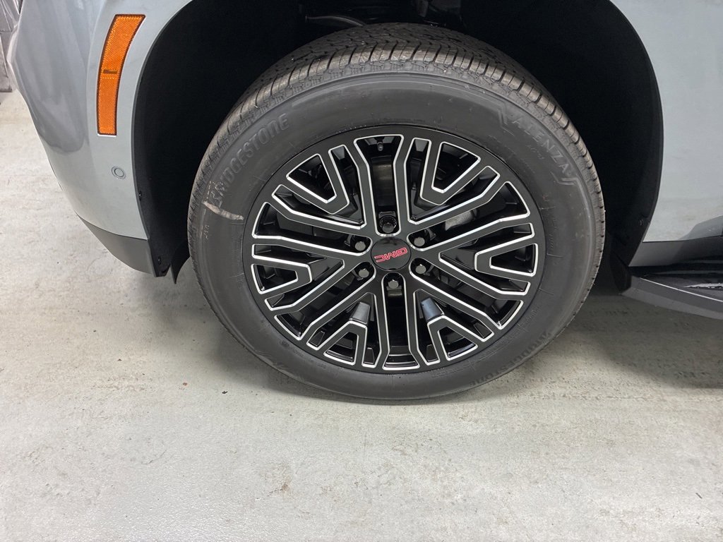 New 2026 GMC Yukon Elevation image 35