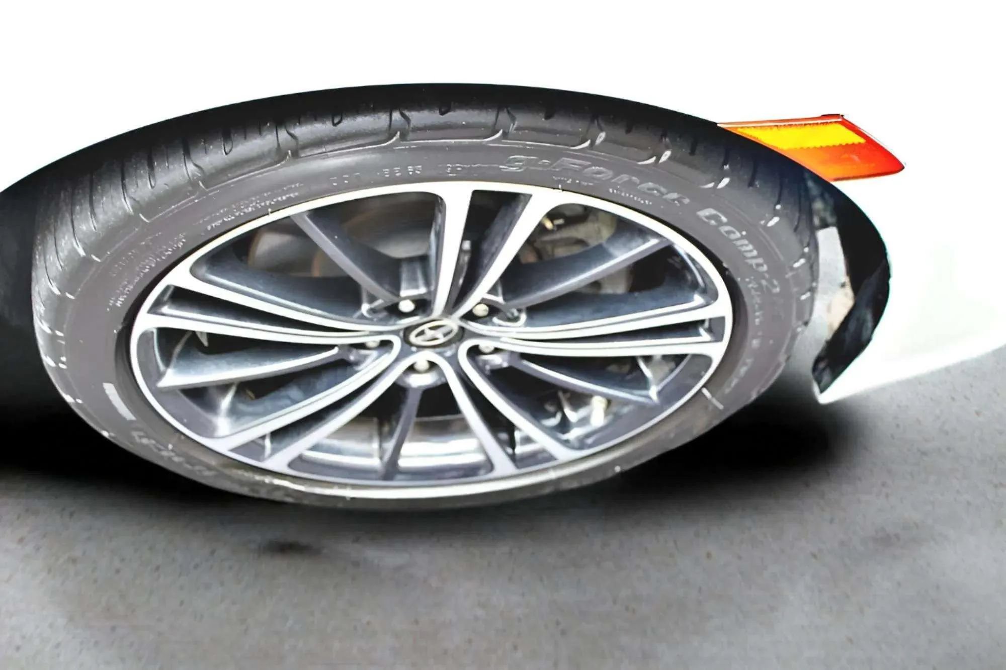 Used 2013 Scion FR-S RWD image 23