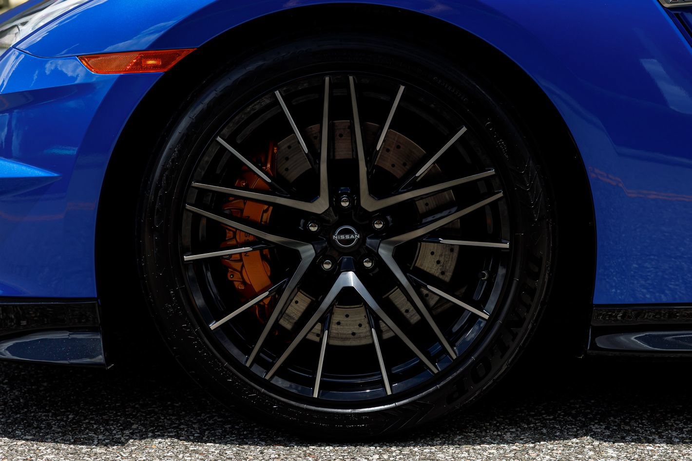 Used 2024 Nissan GT-R AWD/4WD image 29
