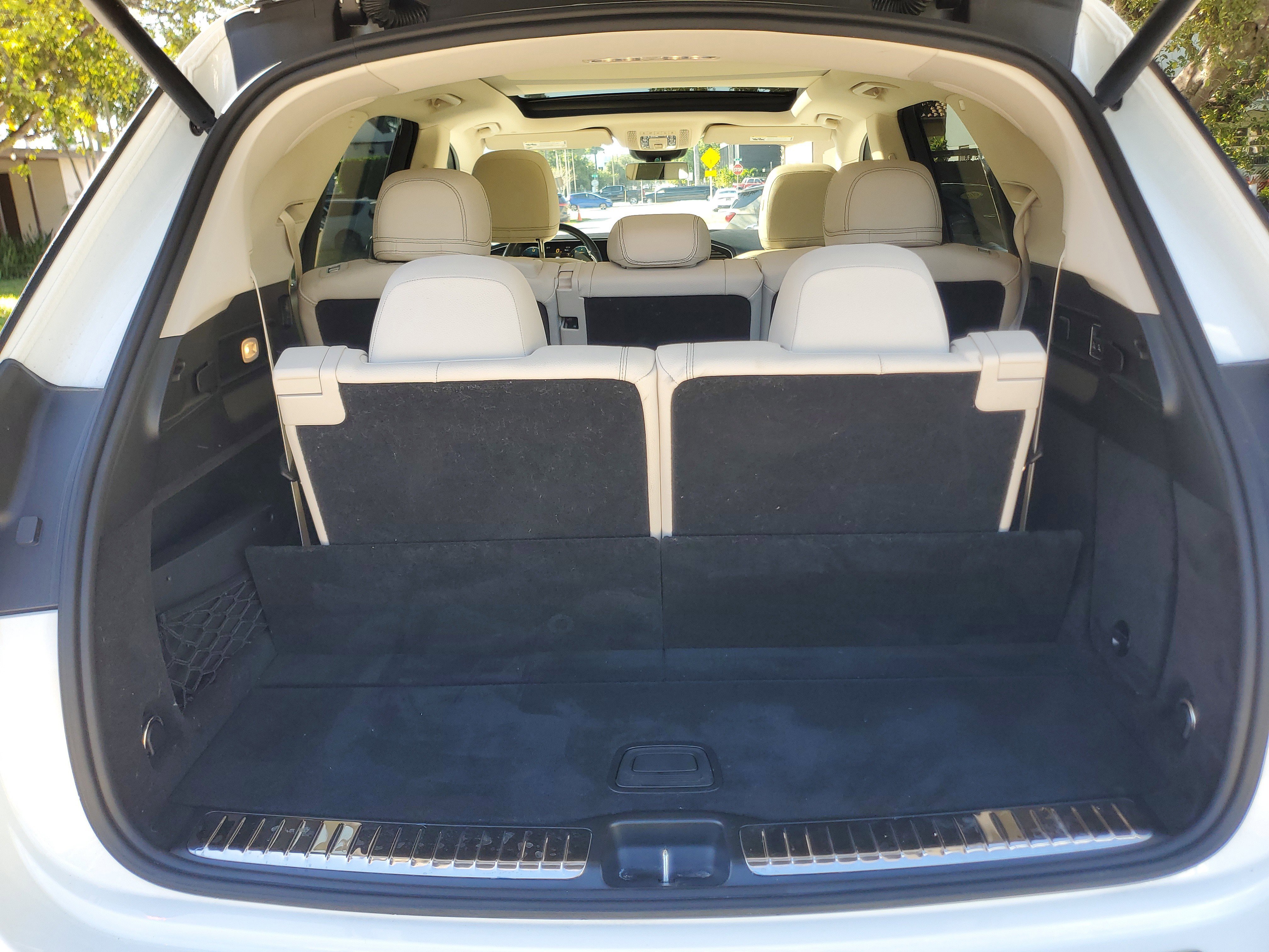 Used 2022 Mercedes-Benz GLE 350 w/ 3rd Row Seat Package image 8