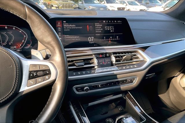 Used 2021 BMW X7 M50i w/ Executive Package AWD/4WD image 6