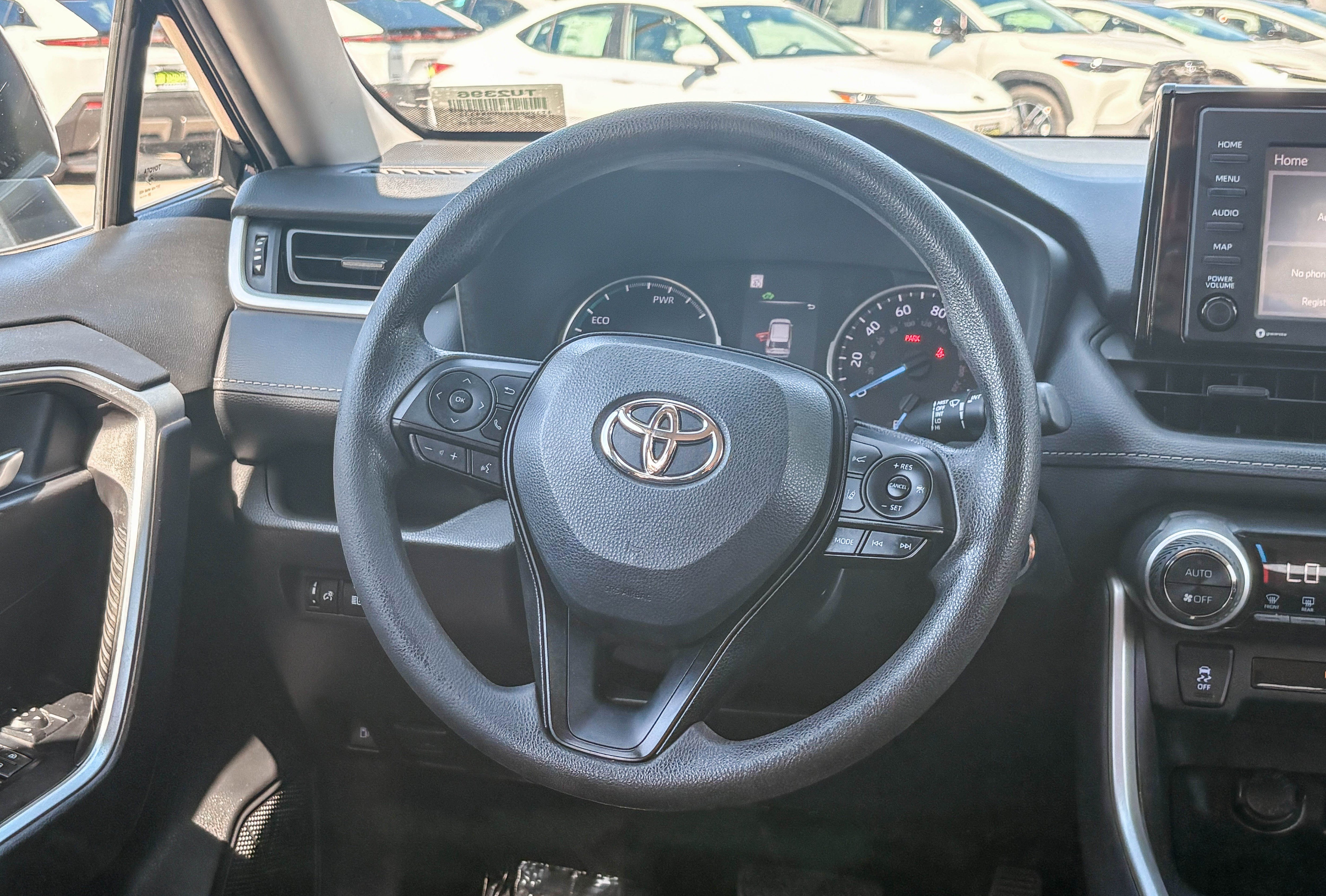 Used 2022 Toyota RAV4 XLE AWD/4WD image 15