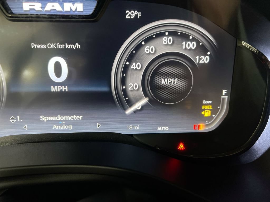 New 2026 RAM 1500 Big Horn AWD/4WD image 13
