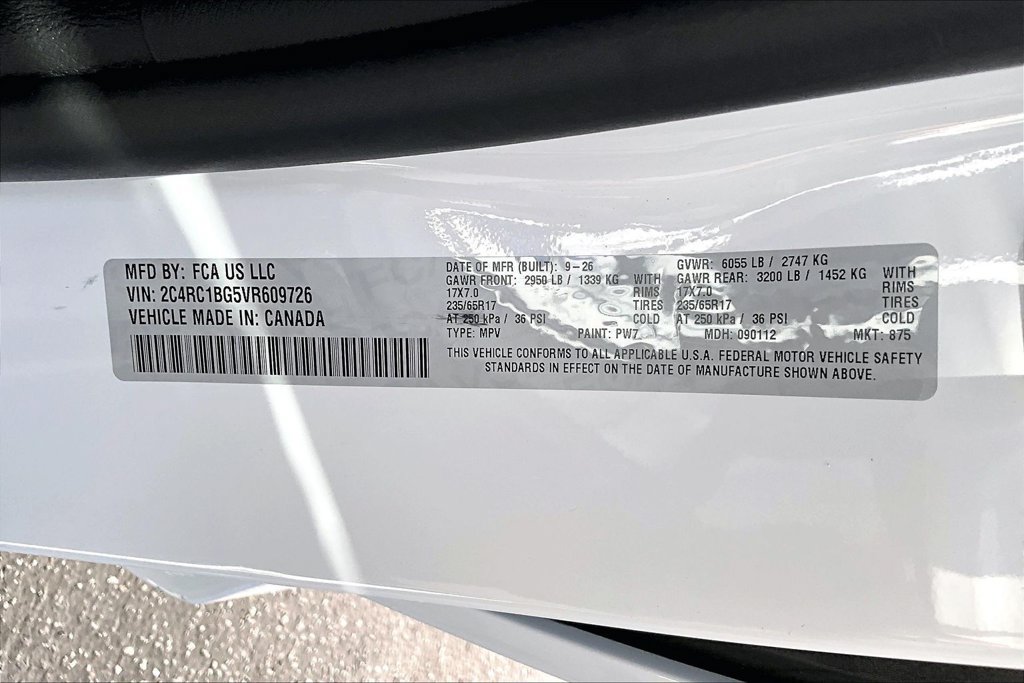 New 2027 Chrysler Pacifica Select FWD image 34