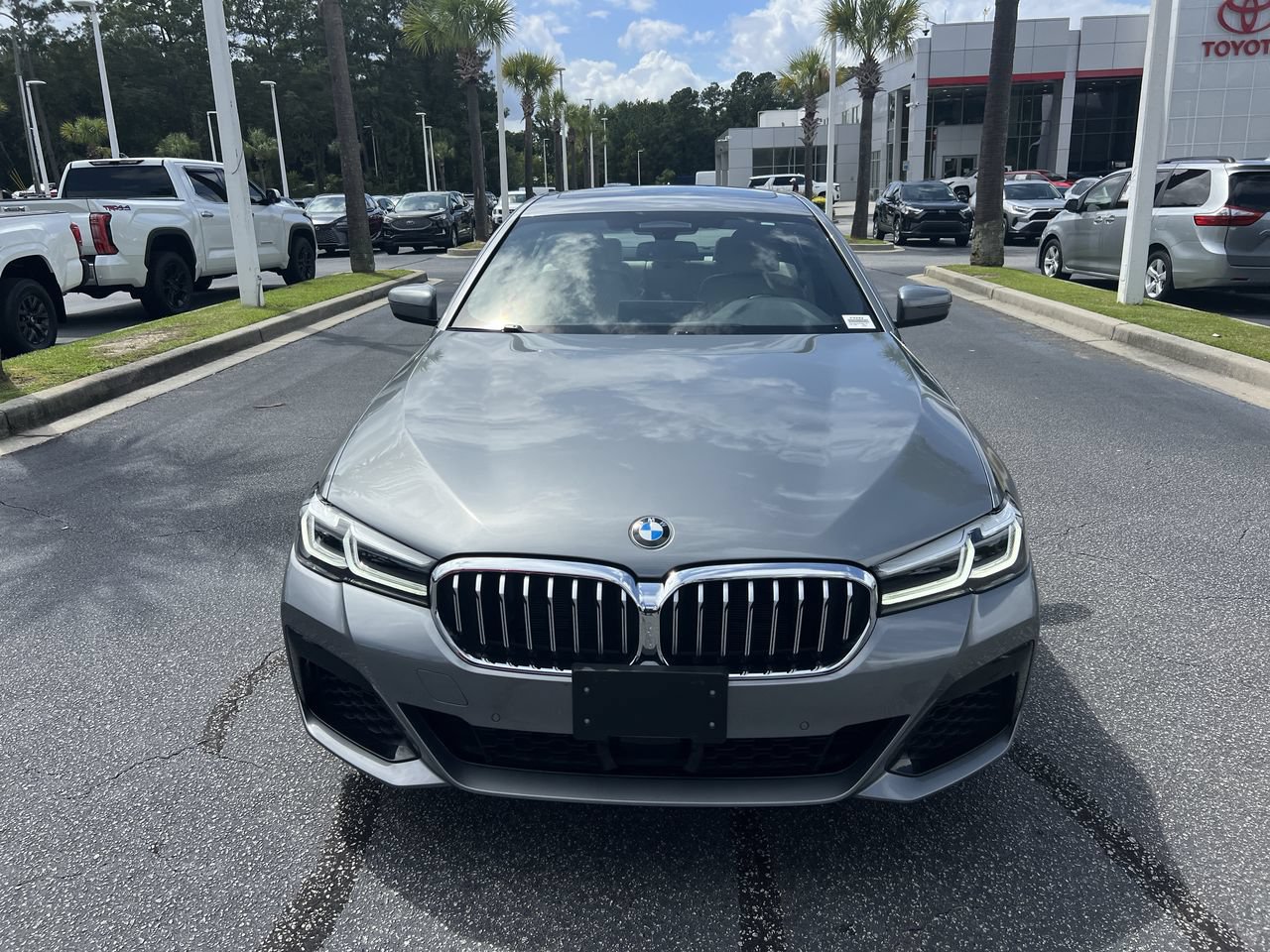 Used 2023 BMW 540i w/ M Sport Package RWD image 3