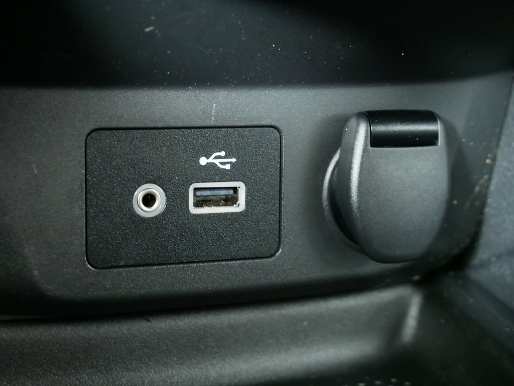 Used 2020 Nissan Rogue SV AWD/4WD image 32