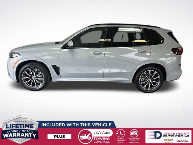 Used 2026 BMW X5 xDrive40i w/ M Sport Package AWD/4WD image 5