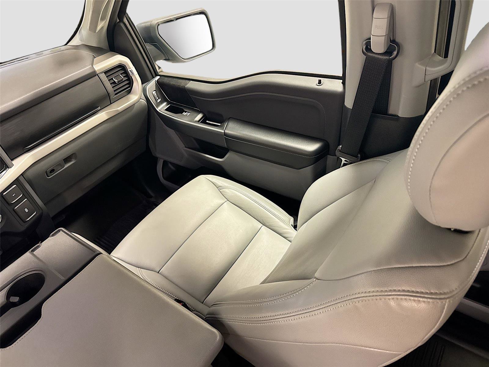 Used 2022 Ford F150 XLT w/ Equipment Group 301A Mid image 22