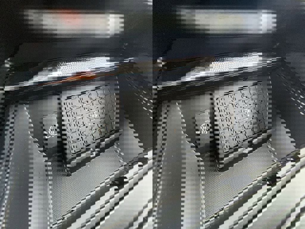 New 2025 Ford F150 Lariat w/ Equipment Group 502A High image 32