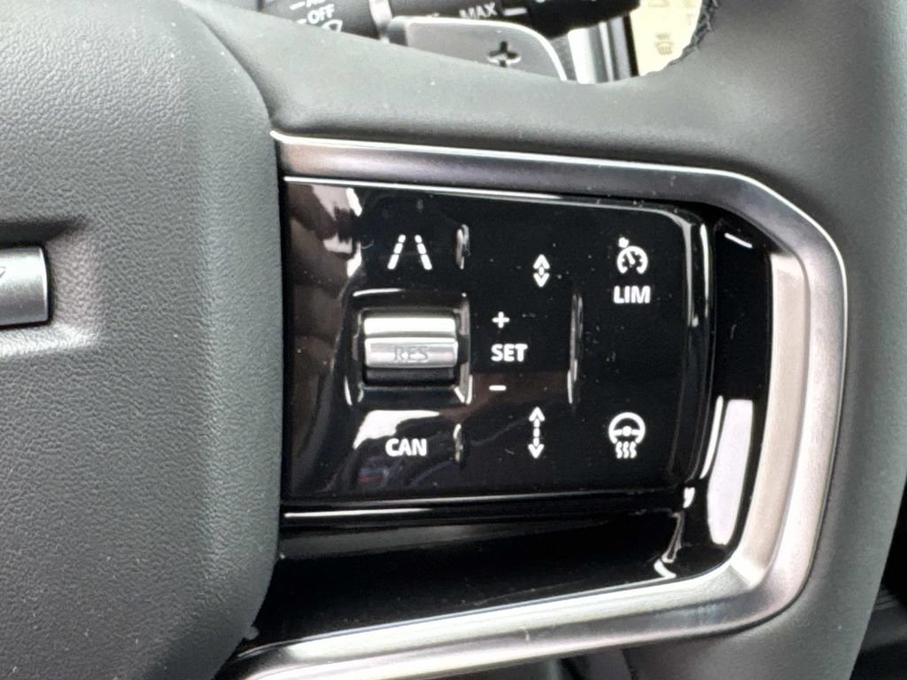 New 2026 Land Rover Discovery Sport Landmark AWD/4WD image 28