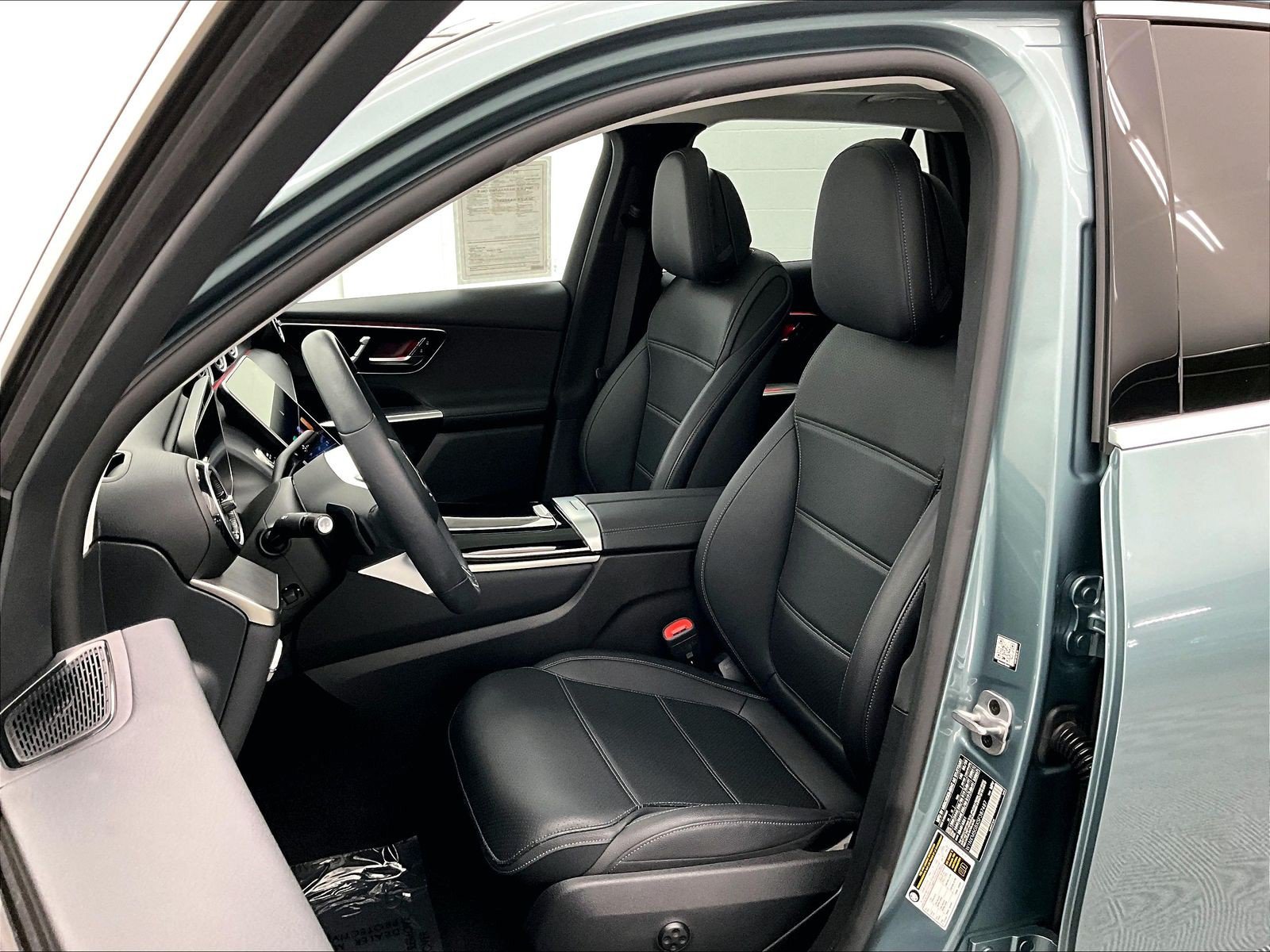Certified 2025 Mercedes-Benz GLC 350e 4MATIC image 16