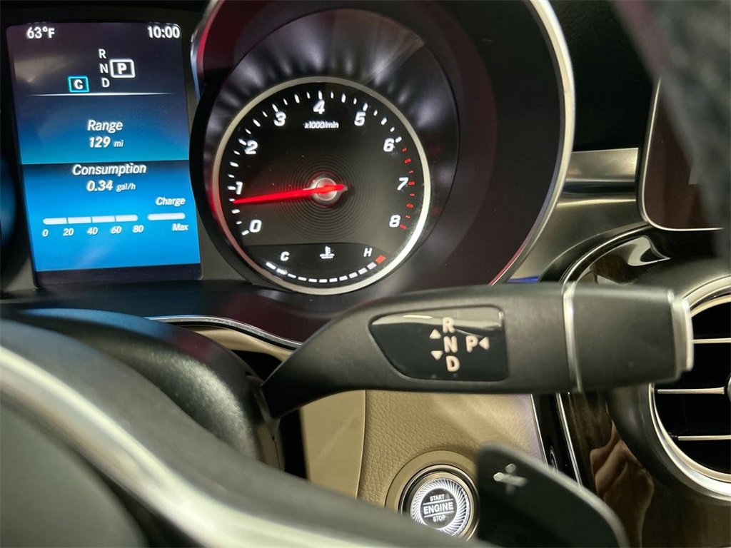 Used 2020 Mercedes-Benz GLC 300 4MATIC image 17