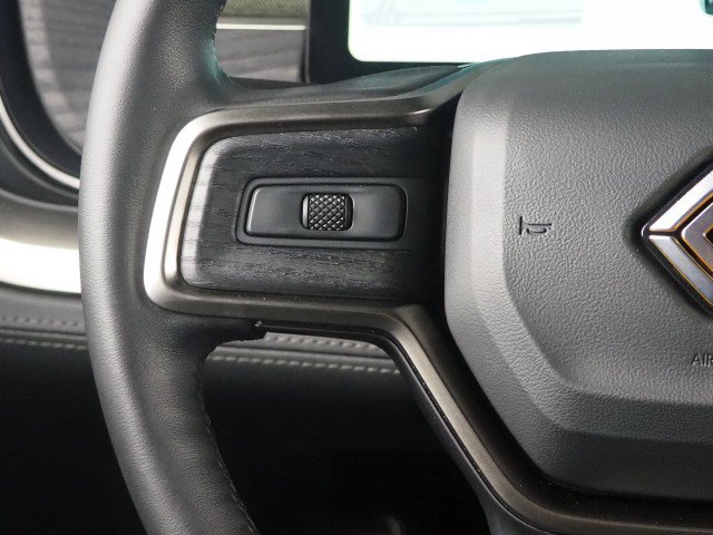 Used 2024 Rivian R1S Adventure AWD/4WD image 22