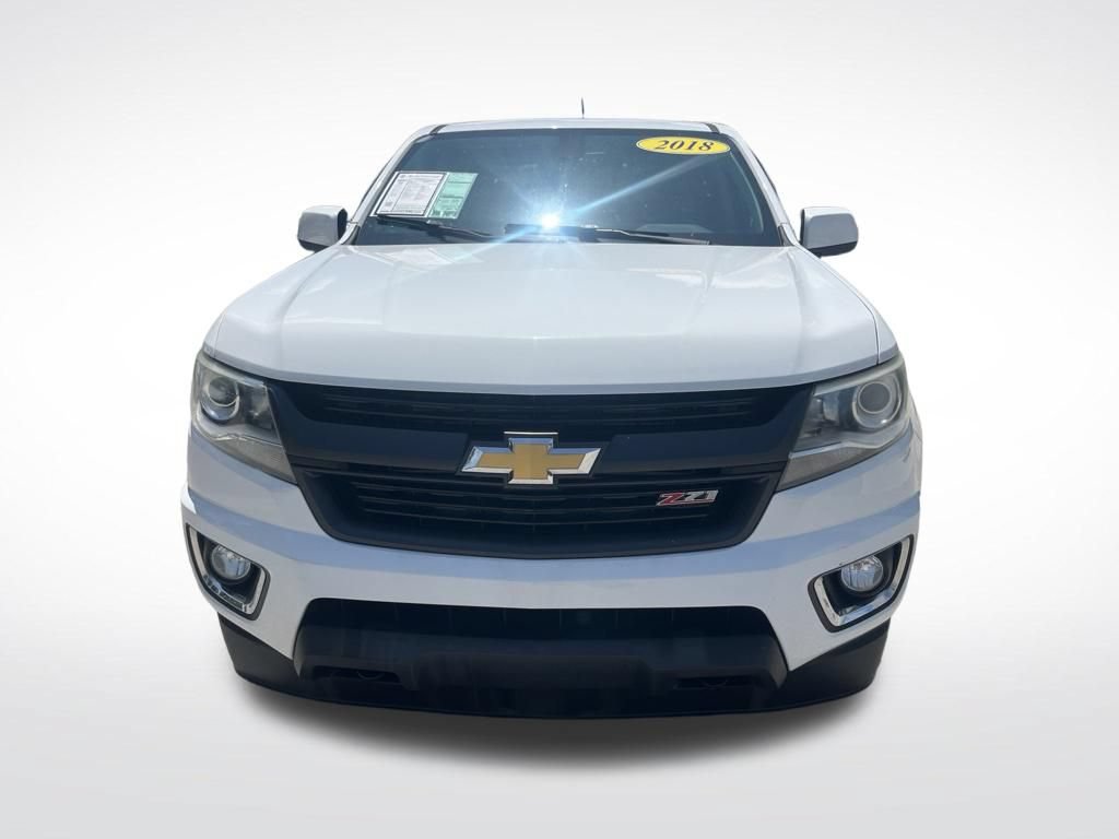 Used 2018 Chevrolet Colorado Z71 AWD/4WD image 2