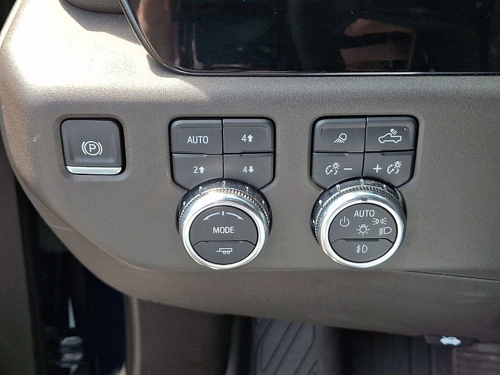 Certified 2023 GMC Sierra 1500 SLT w/ SLT Premium Package image 29