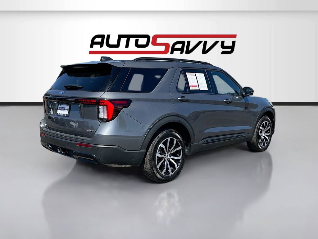 Used 2025 Ford Explorer ST-Line AWD/4WD image 7