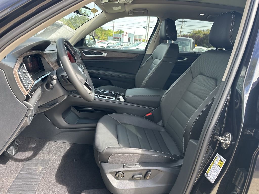 New 2026 Volkswagen Atlas SEL image 9