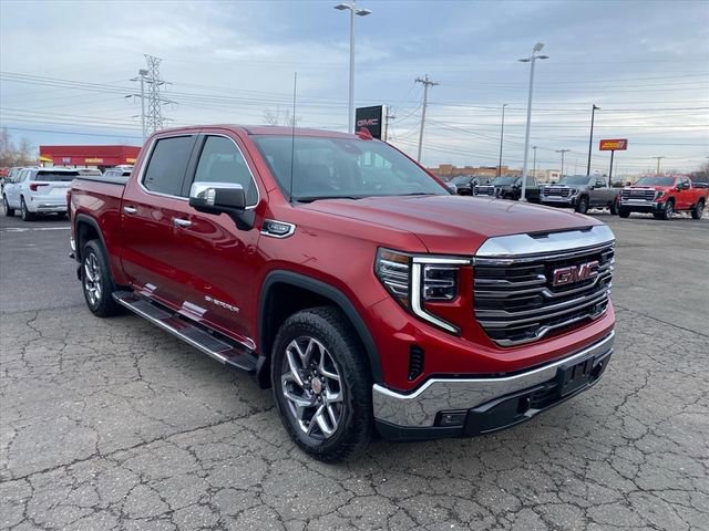 Used 2023 GMC Sierra 1500 SLT w/ SLT Premium Package image 7