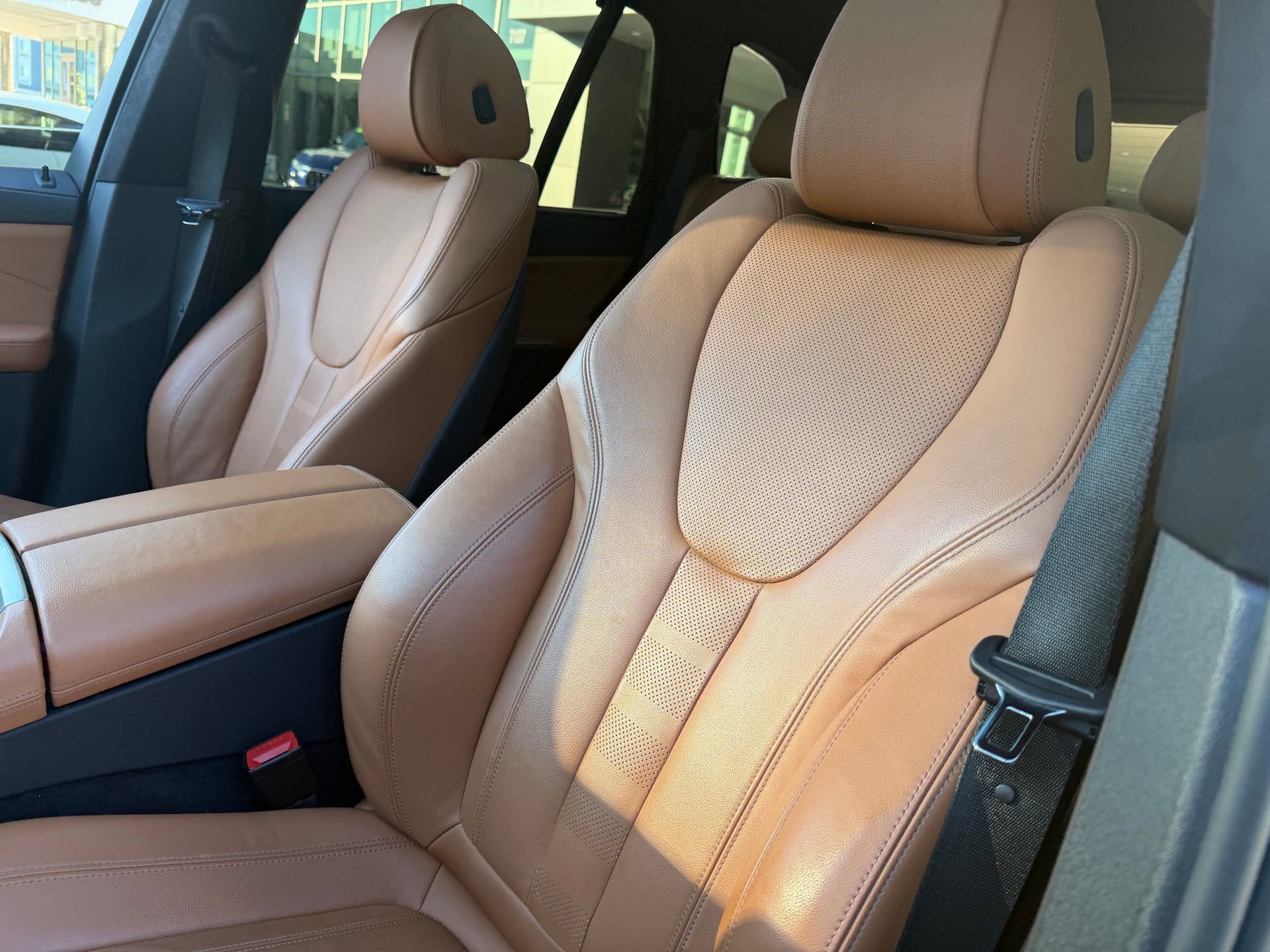 Used 2022 BMW X5 xDrive45e w/ M Sport Package image 16