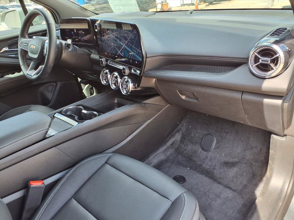 Used 2024 Chevrolet Blazer EV LT AWD/4WD image 8