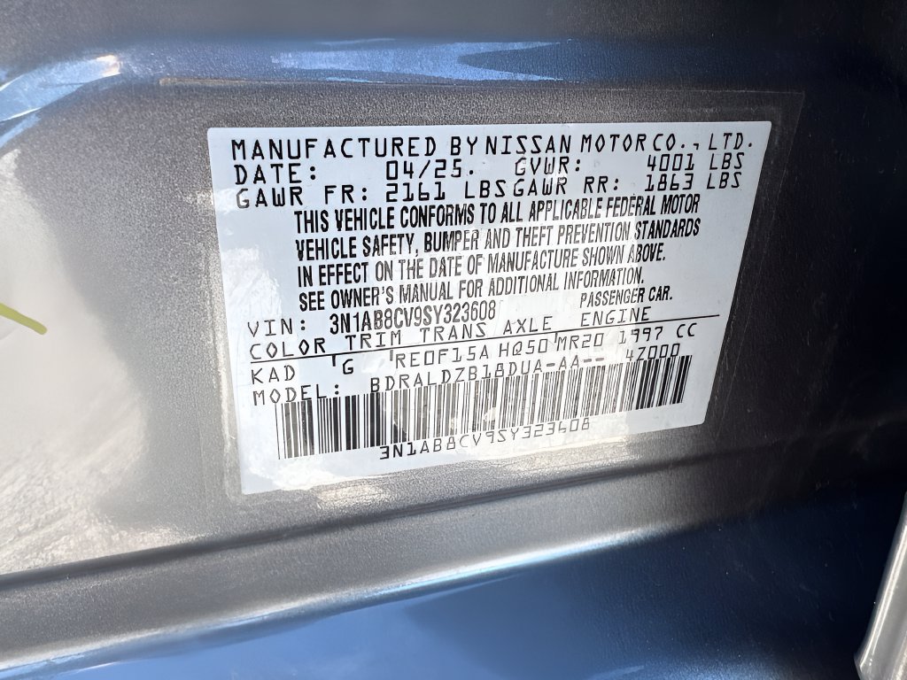 Used 2025 Nissan Sentra SV FWD image 26