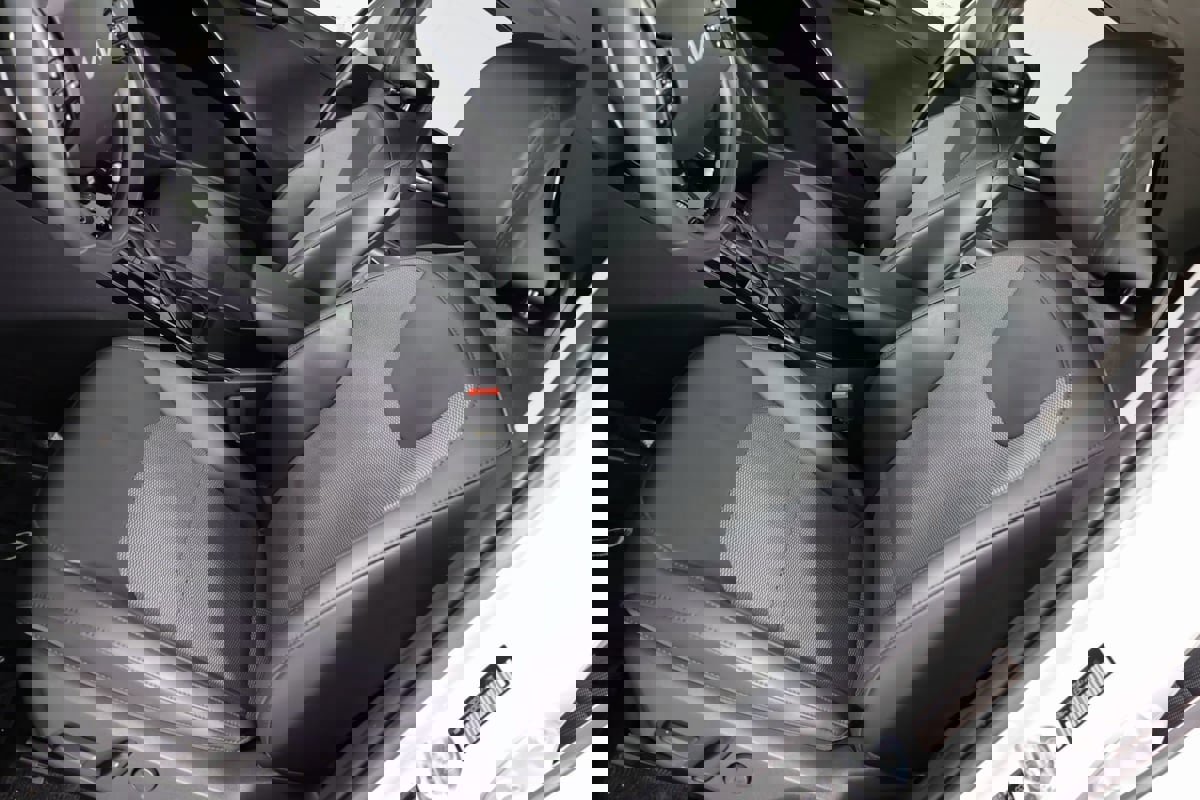 Used 2024 Kia Niro EX image 10