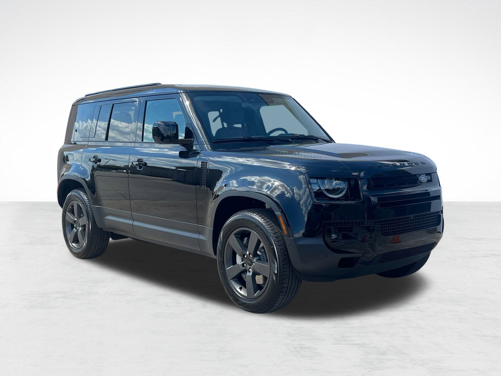 New 2026 Land Rover Defender 110 S image 7