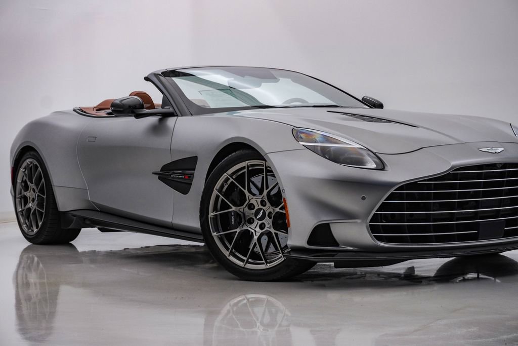 Used 2026 Aston Martin Vanquish Convertible RWD video 2