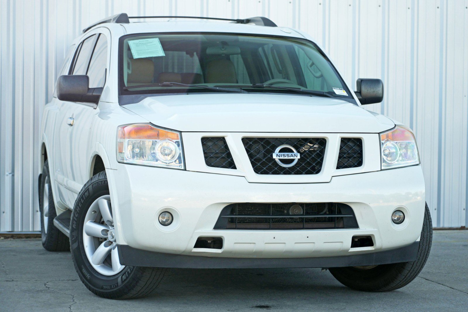 Used 2013 Nissan Armada SV image 2