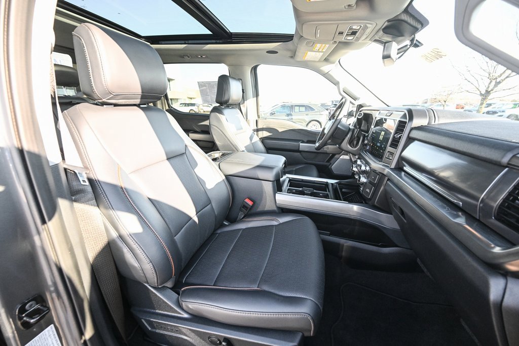 New 2025 Ford F350 Lariat w/ Lariat Ultimate Package image 22