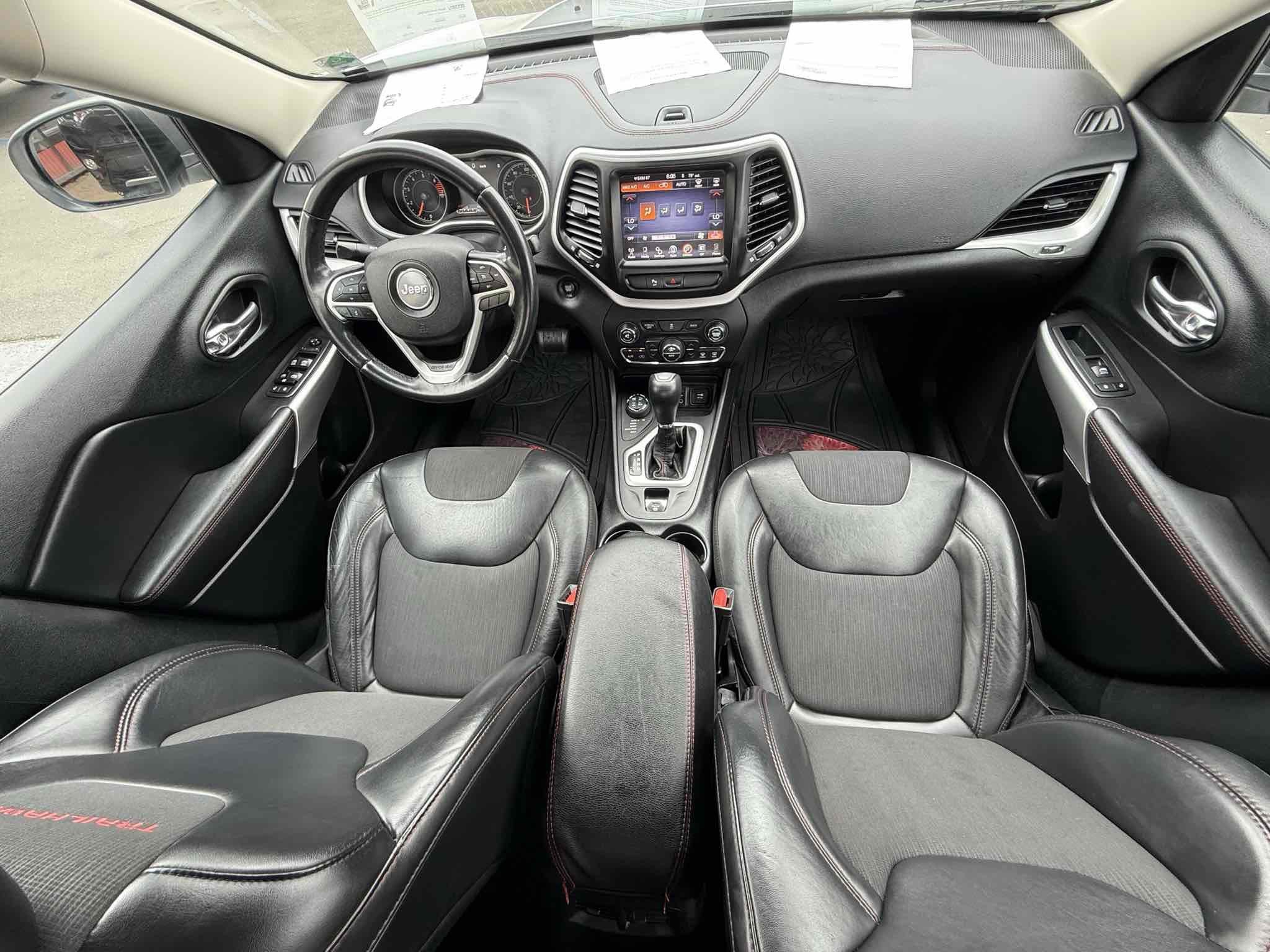 Used 2018 Jeep Cherokee Trailhawk image 64