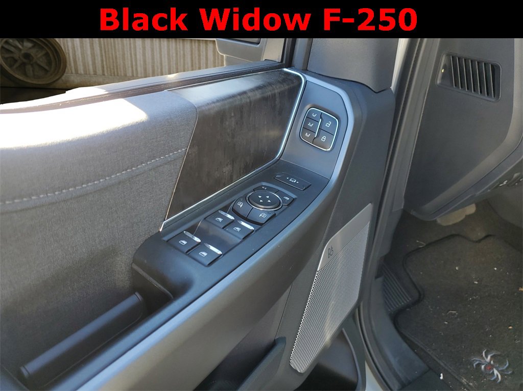 New 2026 Ford F250 Lariat w/ Black Appearance Package image 33