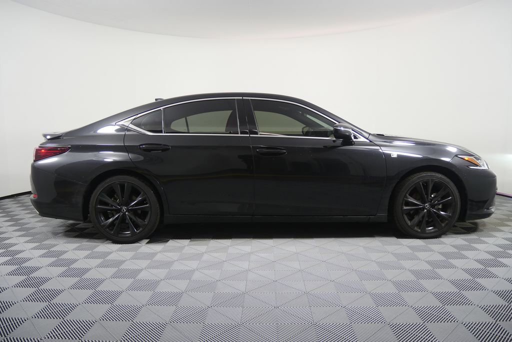 Used 2024 Lexus ES 350 F Sport w/ Accessory Package (Z2) image 2