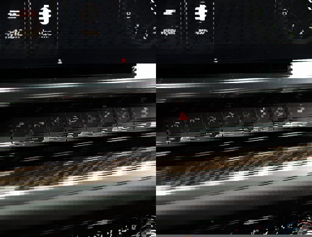 New 2026 GMC Sierra 1500 Elevation w/ Elevation Premium Package image 17