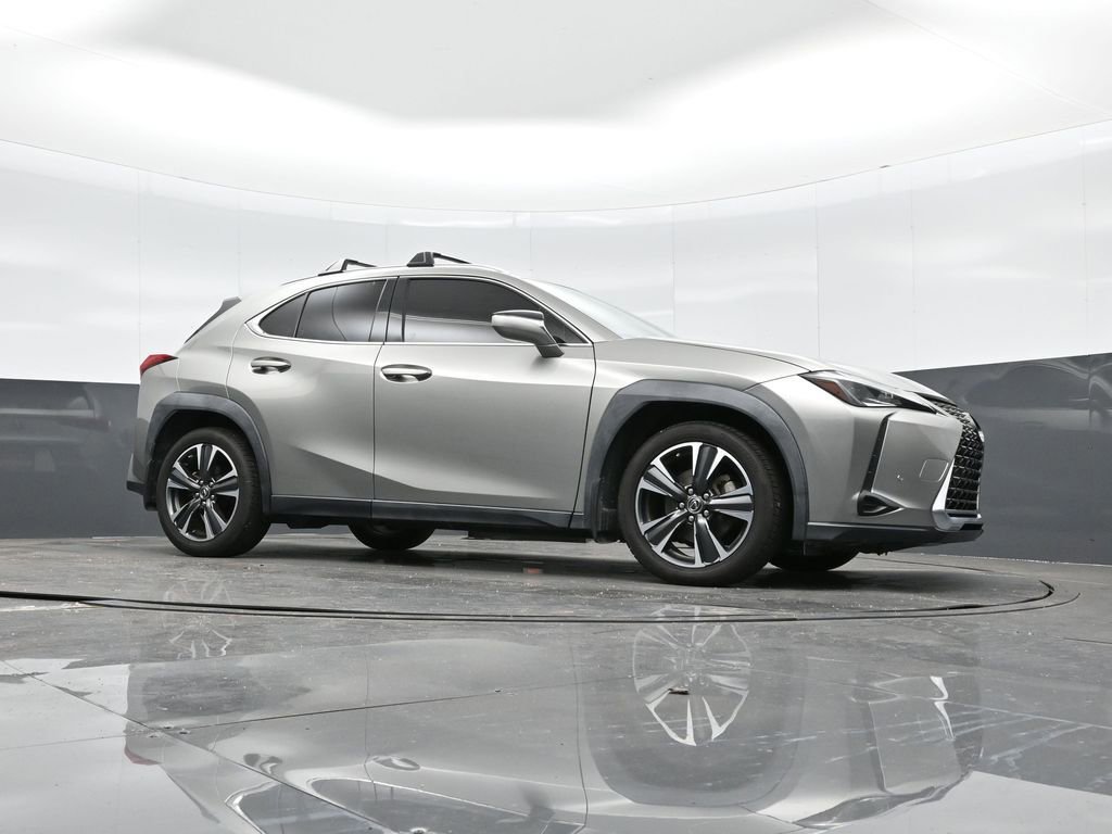 Used 2019 Lexus UX 200 w/ Premium Package image 34