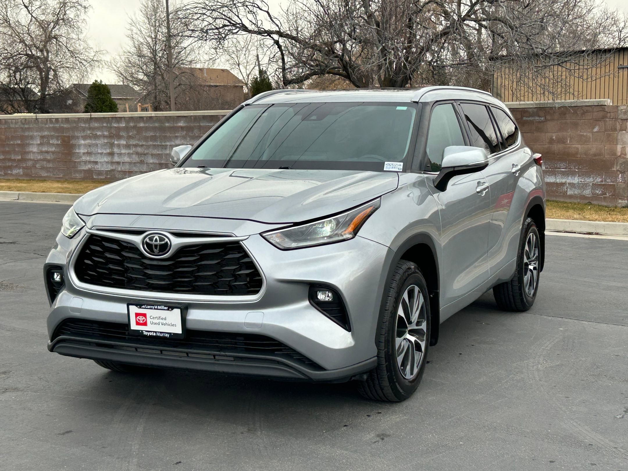 Used 2021 Toyota Highlander XLE