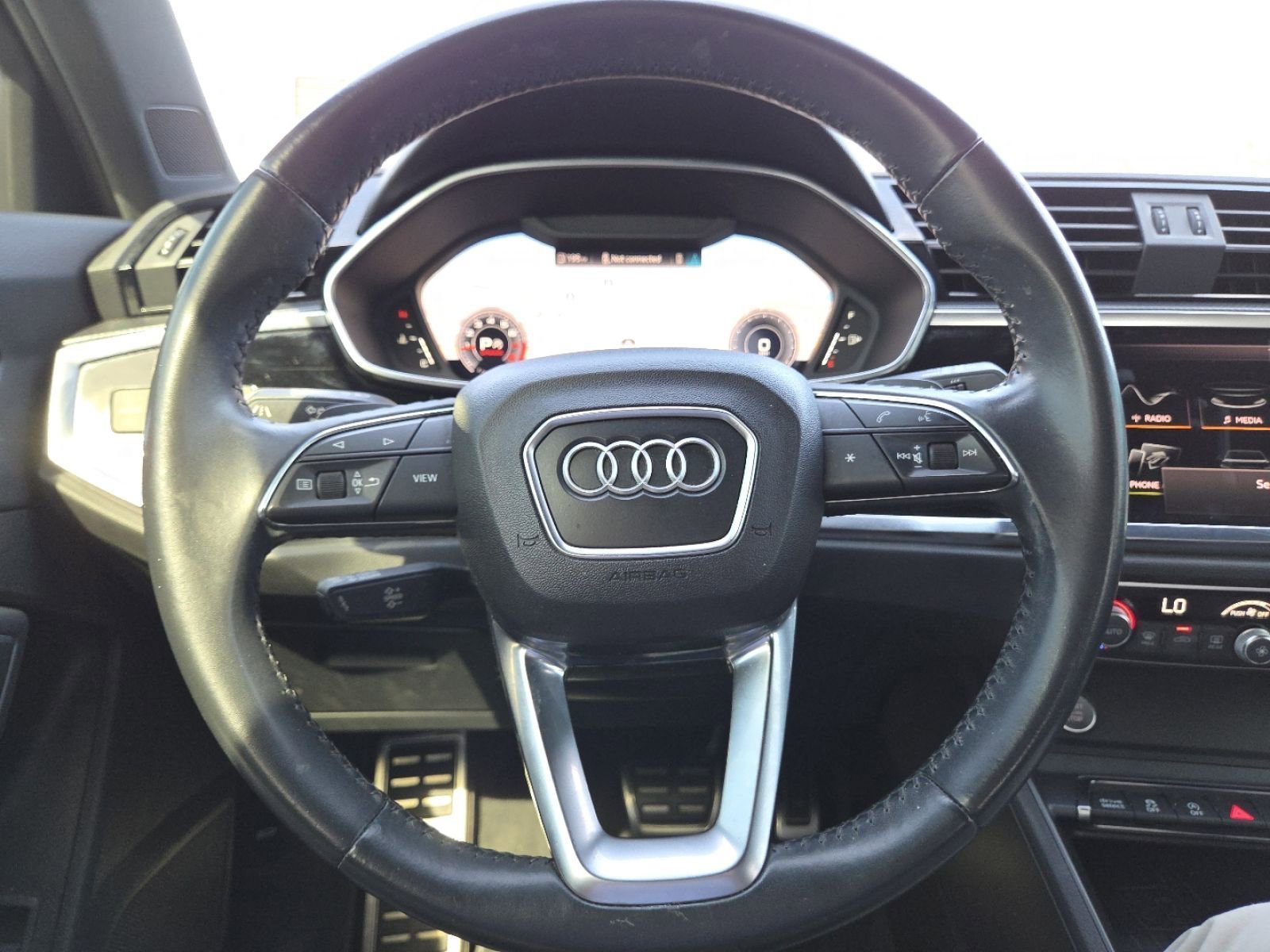 Used 2020 Audi Q3 2.0T Premium Plus w/ Premium Plus Package AWD/4WD image 30
