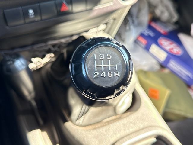 Used 2015 Jeep Wrangler Sport image 29