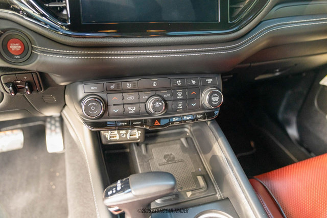 Used 2024 Dodge Durango SRT Hellcat AWD/4WD image 38