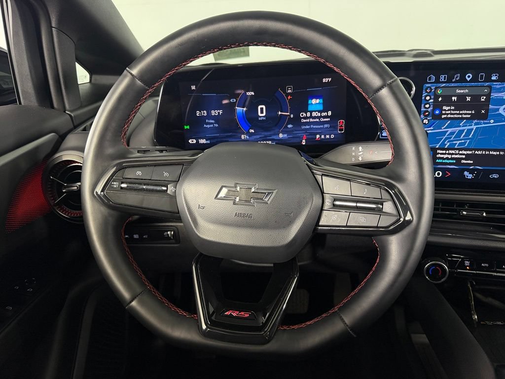 Used 2025 Chevrolet Equinox EV RS FWD image 12