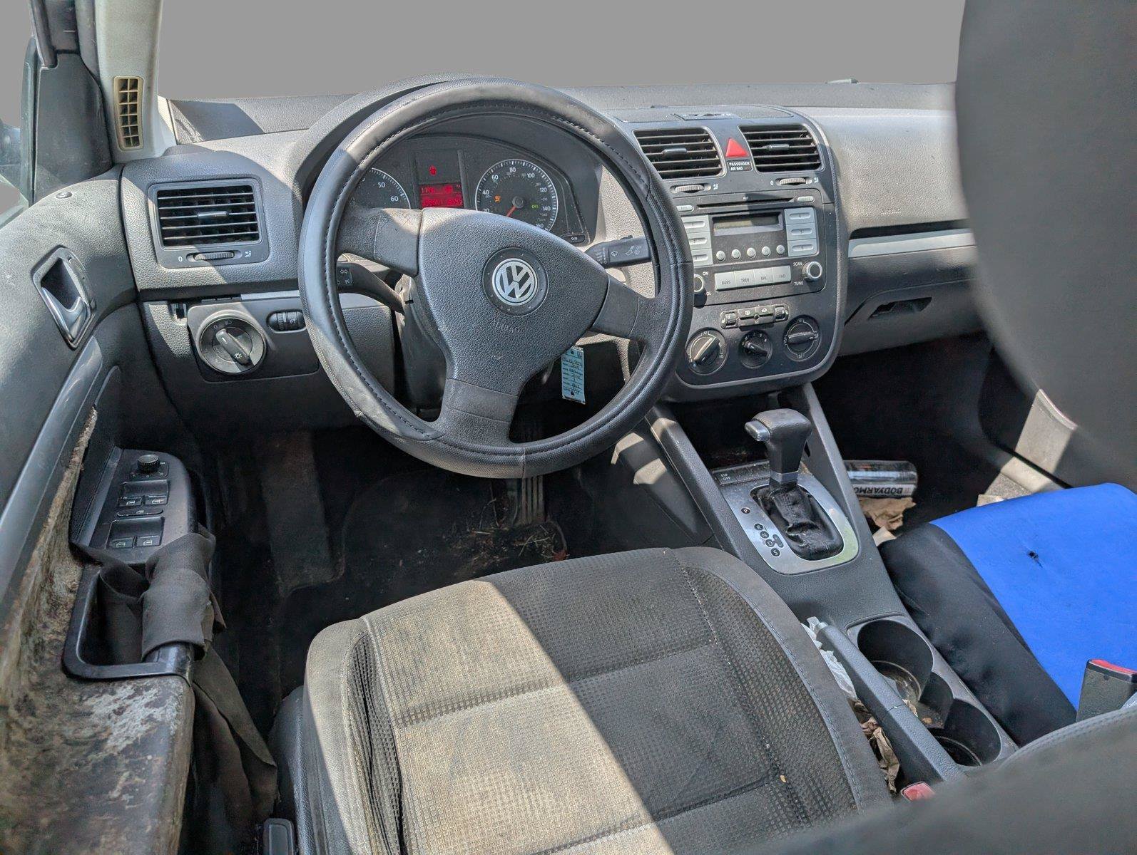 Used 2009 Volkswagen Jetta S FWD image 25
