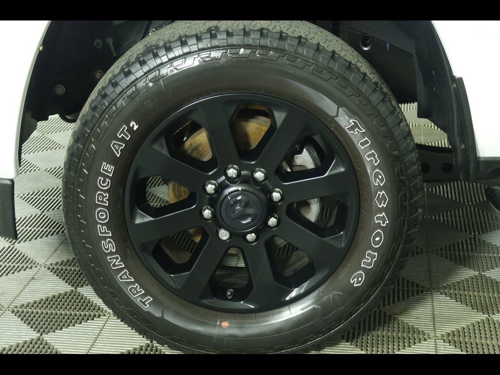 Used 2024 RAM 2500 Big Horn w/ Night Edition AWD/4WD image 6