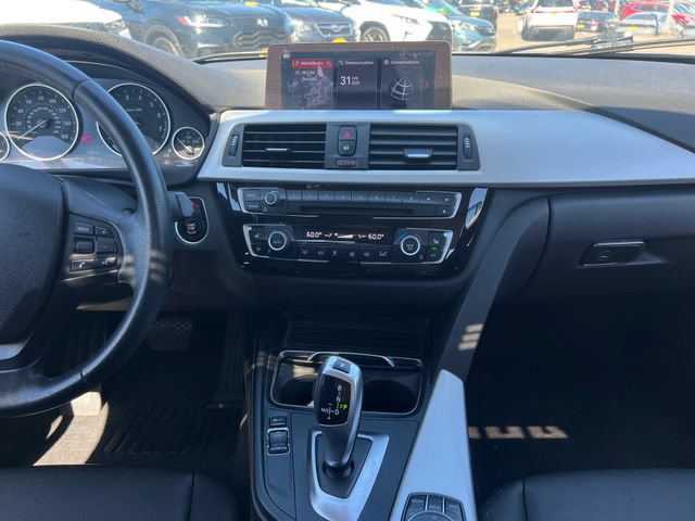 Used 2018 BMW 320i xDrive Sedan AWD/4WD image 21