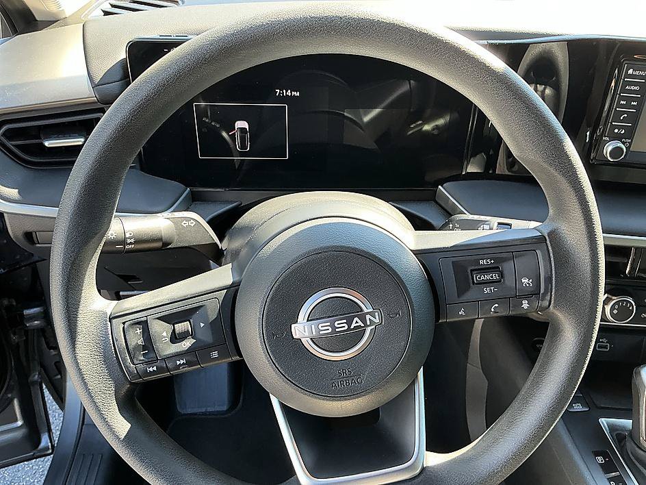 Certified 2025 Nissan Kicks S FWD image 14