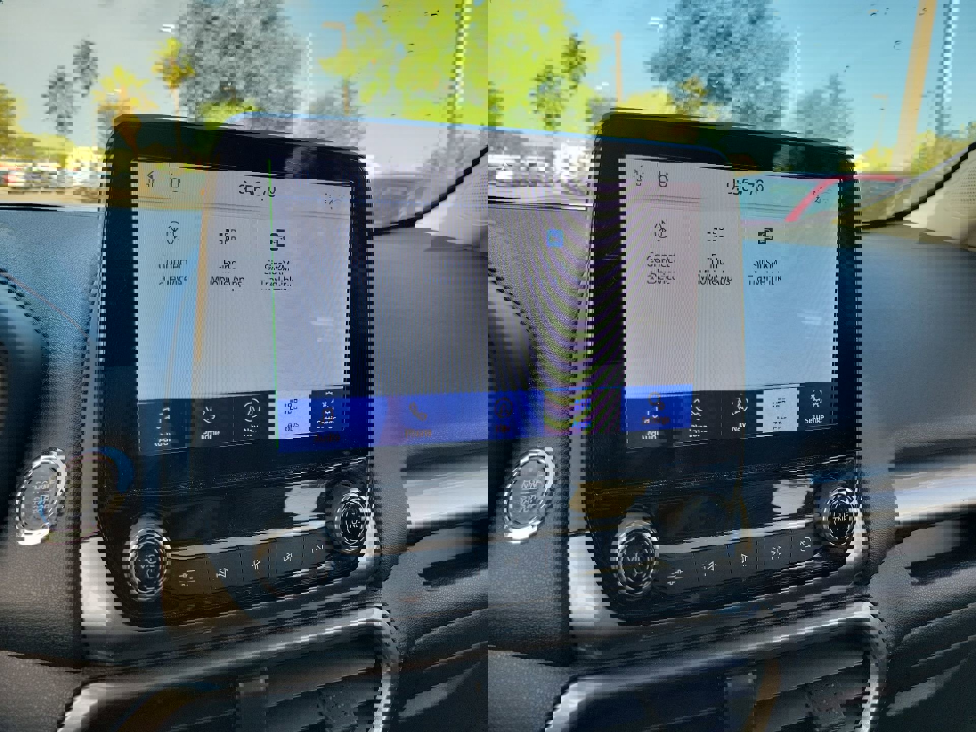 Used 2021 Ford EcoSport SE w/ SE Convenience Package FWD image 24