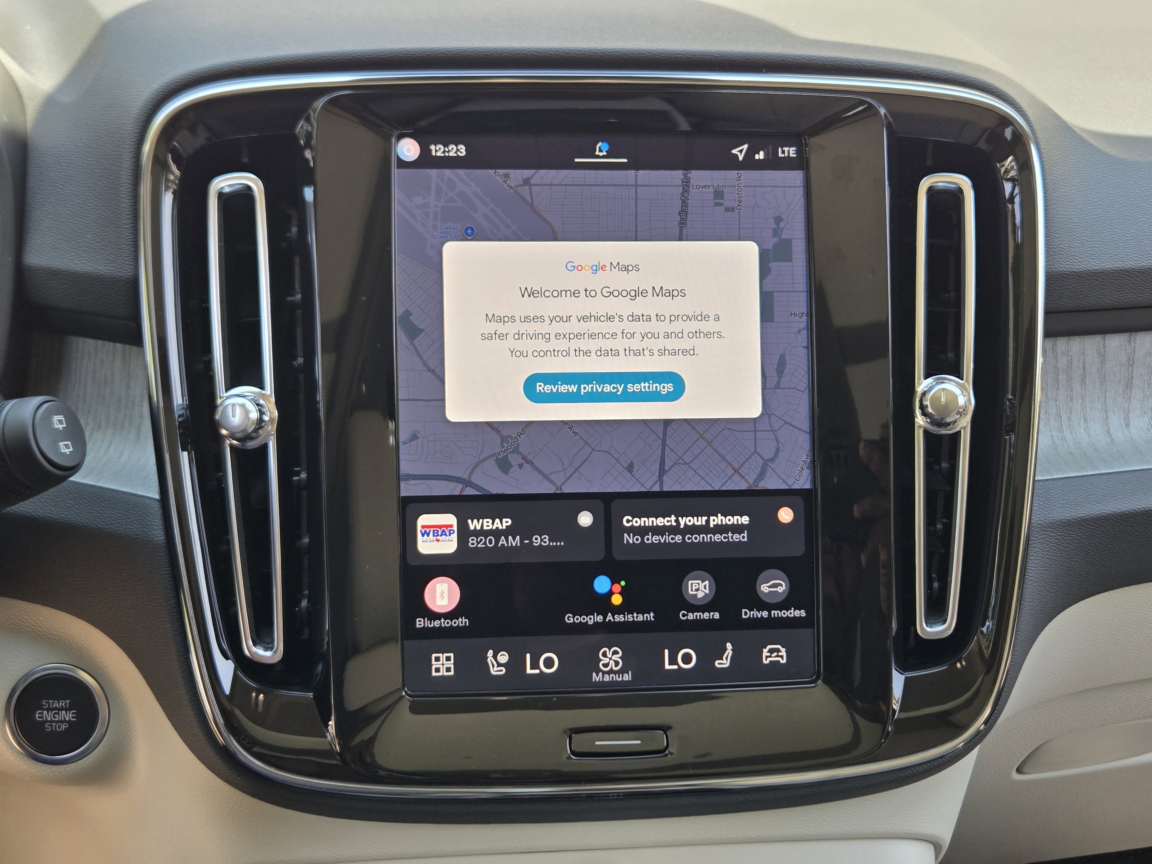 New 2026 Volvo XC40 B5 Plus w/ Protection Package Premier image 20