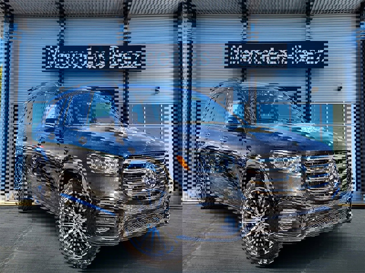 New 2025 Mercedes-Benz GLS 450 4MATIC